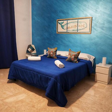 La Casa Del Moro - Al Politeama Panzió Palermo Kültér fotó