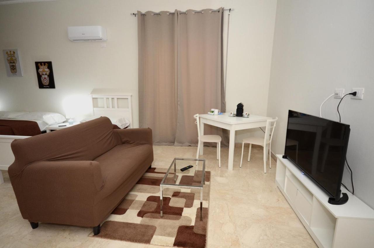 La Casa Del Moro - Al Politeama Panzió Palermo Kültér fotó