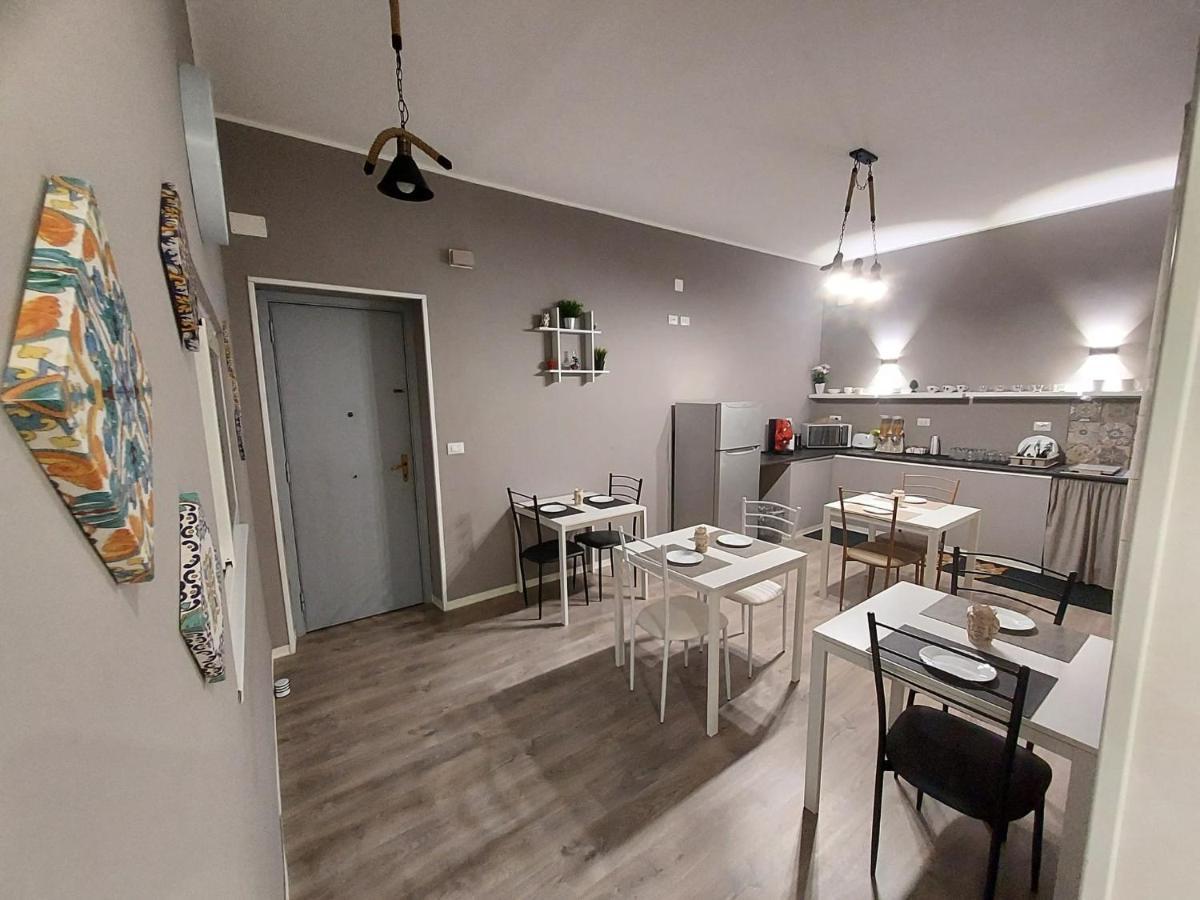 La Casa Del Moro - Al Politeama Panzió Palermo Kültér fotó