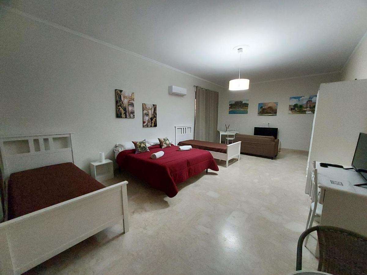 La Casa Del Moro - Al Politeama Panzió Palermo Kültér fotó